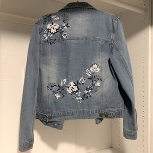 Flower embroidered jean jacket size small